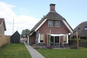 Recreatiepark Idskenhuizen 8 - Nederland - Friesland - Idskenhuizen- 10 persoons