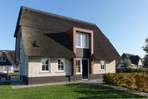 Friese Meren Villa's 14 - Nederland - Friesland - Delfstrahuizen- 8 persoons