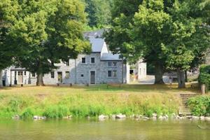 Au bord de l'eau - België - Ardennen, Luik - Hamoir- 12 persoons