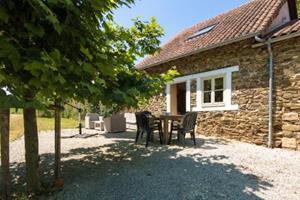 La Petite Maison - Frankrijk - Dordogne - Chalais- 4 persoons