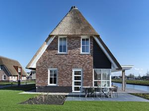 Luxe 8 persoons villa aan het Tjeukemeer in Friesland - Nederland - Europa - Delfstrahuizen