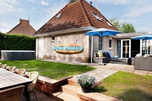 Grand Tolve Wellness de luxe met sauna buitenspa e - Nederland - Friesland - Earnewald- 12 persoons