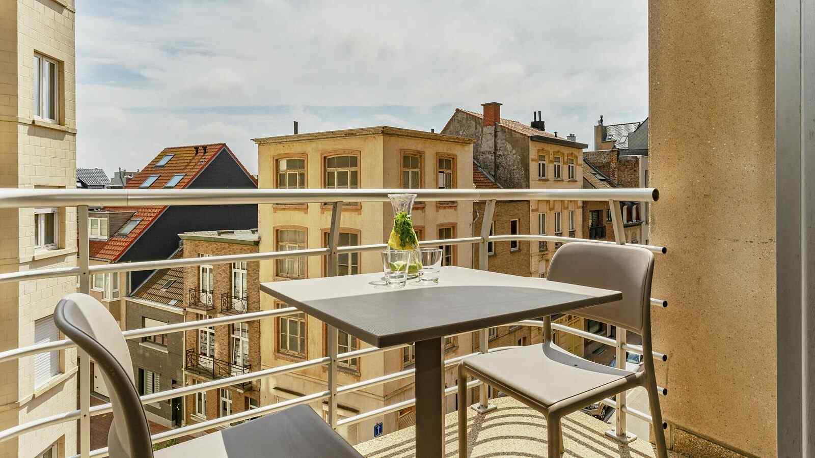 Mooi 2 persoons appartement met balkon aan de zonzijde in Blankenberge - Belgie - Europa - Blankenberge