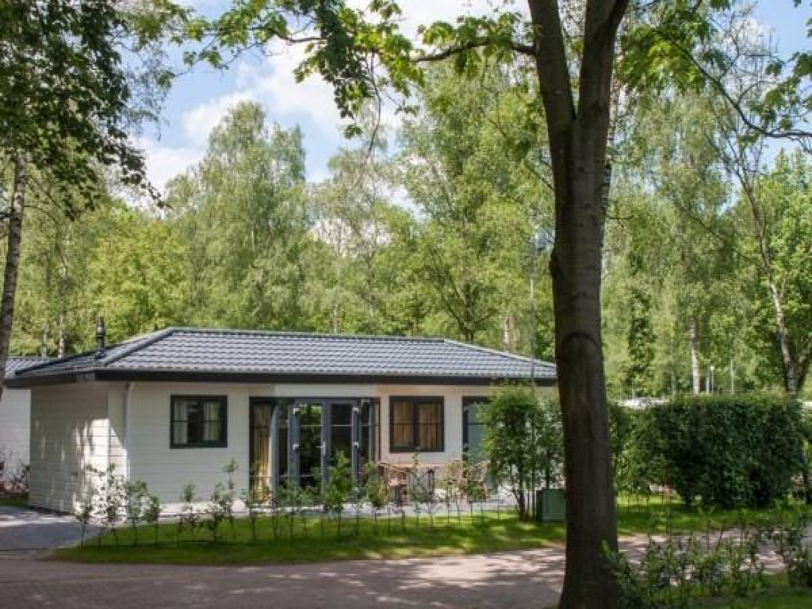 Luxe bungalow voor 6 personen op familiepark. - Nederland - Europa - De-Bult
