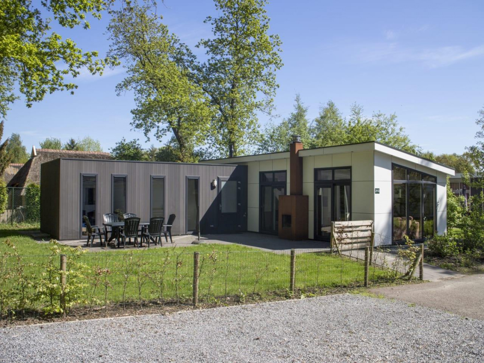 Luxe 6 persoons vakantiehuis op vakantiepark Reestervallei in Overijssel - Nederland - Europa - IJhorst