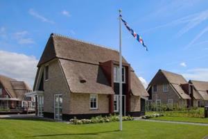 Friese Meren Villa's 2 - Nederland - Friesland - Delfstrahuizen- 8 persoons