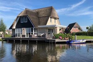 Friese Meren Villa's 16 - Nederland - Friesland - Delfstrahuizen- 8 persoons