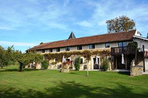 Chateau Prayssac - C vakantiehuis met zwembad - Frankrijk - Dordogne - Prayssac