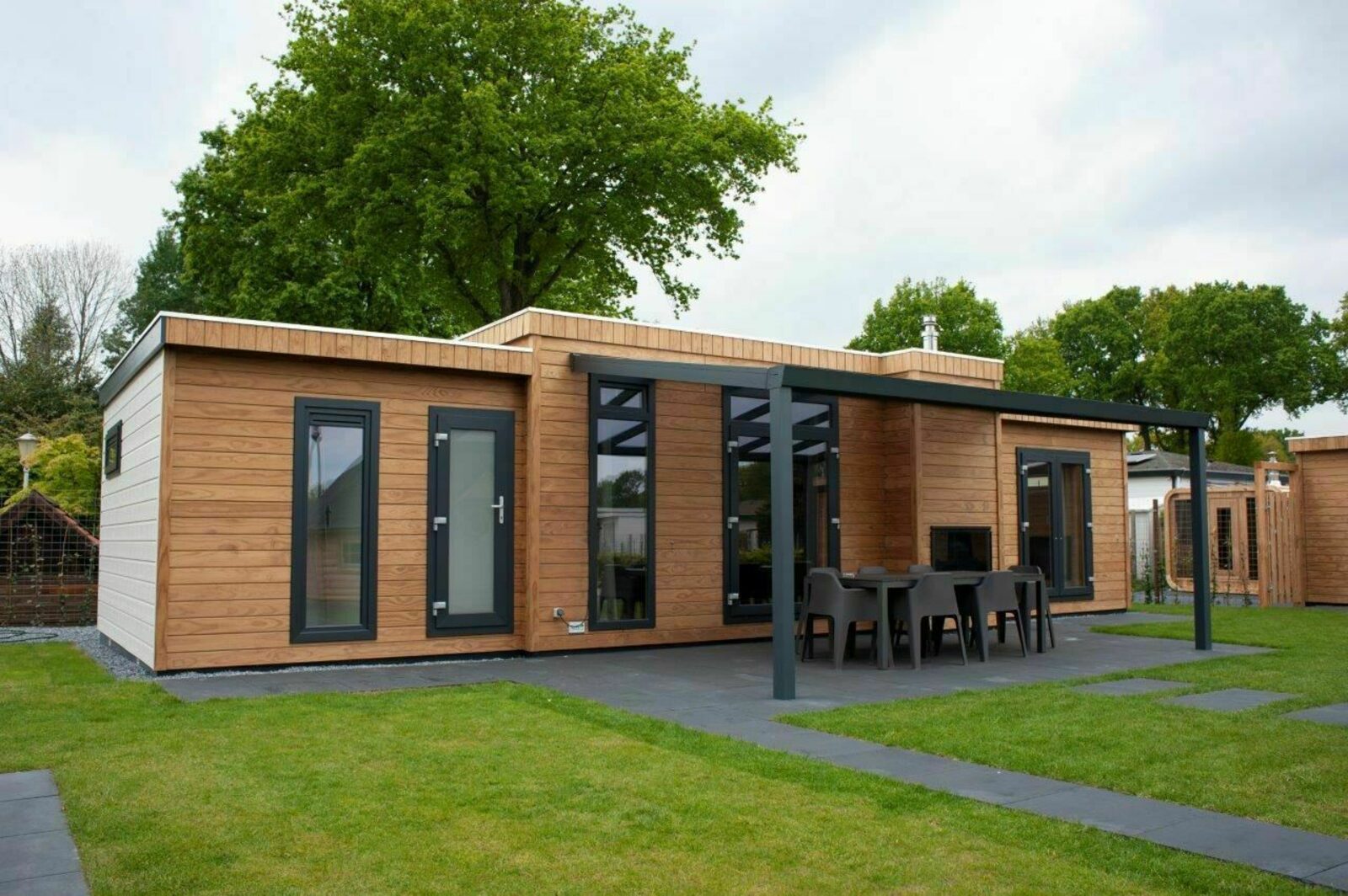 6 + 6 persoons Veluwe Villa met sauna en grillhuis - Nederland - Voorthuizen