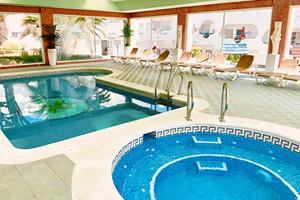 Marbella Resort 10 Pool Whirlpool Sauna - Spanje - Marbella