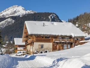 Chalet Ferme du Rys met buiten-whirlpool, zondag t/m zondag - 8-13 personen - Frankrijk - Les Portes du Soleil - La Chapelle d'Abondance (bij Châtel)