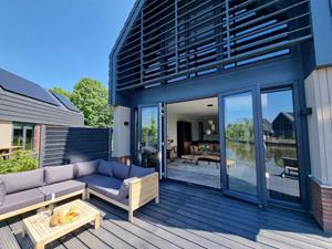 Luxe vrijstaande 8 persoons Watervilla direct gelegen aan het Slotermeer - Nederland - Europa - Balk