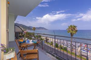 Laigueglia Beach - Italië - Laigueglia