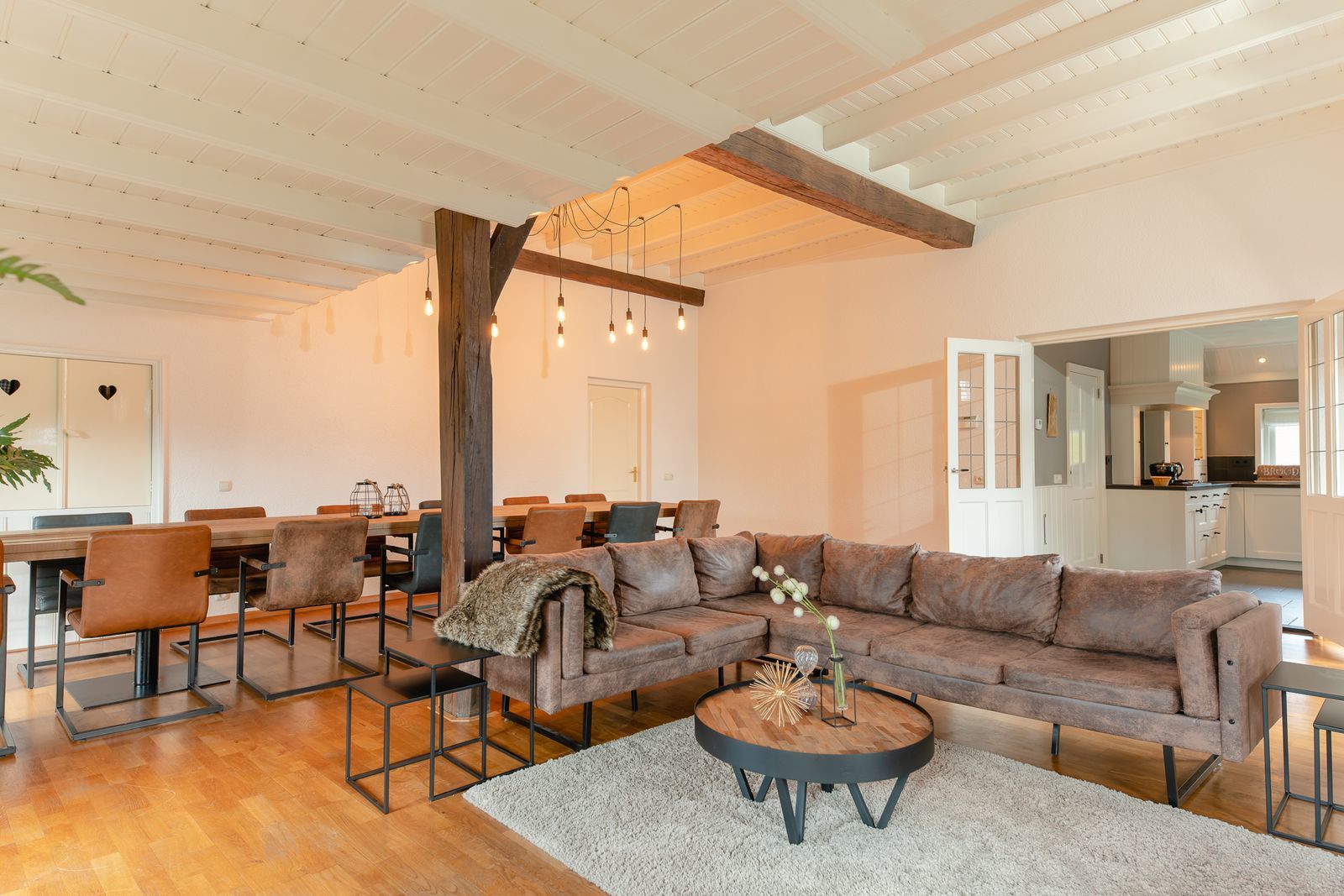 Luxury group accommodation for 14 people - Nederland - Zuna