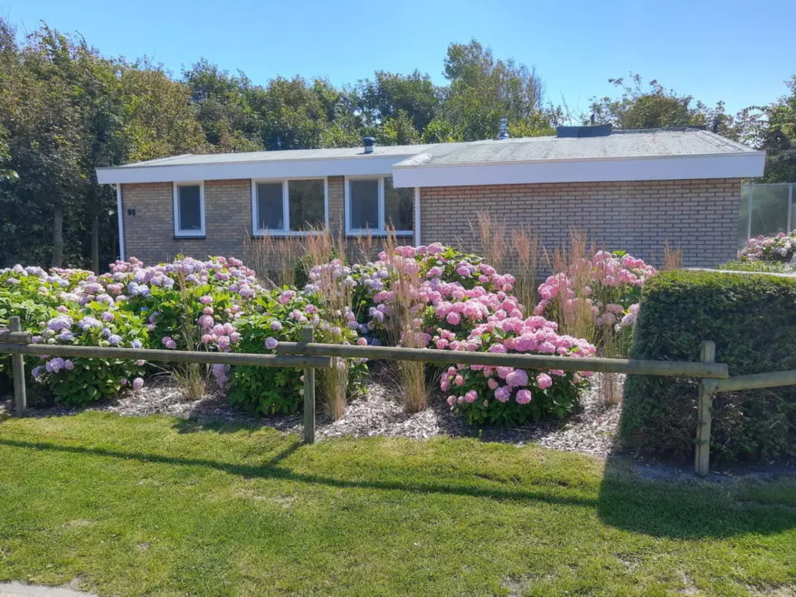 Sfeervolle 4-persoons bungalow met ruime tuin onderaan de duinen in Westkapelle - Nederland - Europa - Westkapelle