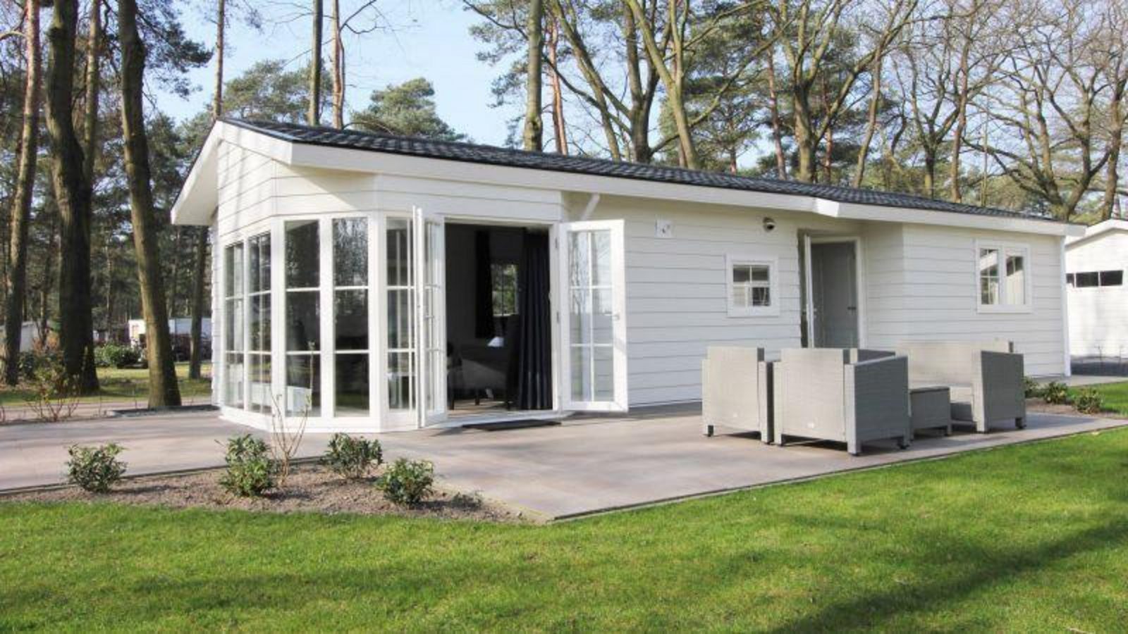 Chalet voor 4 personen met hoekerker op Vakantiepark Maasduinen in Belfeld. - Nederland - Europa - Belfeld