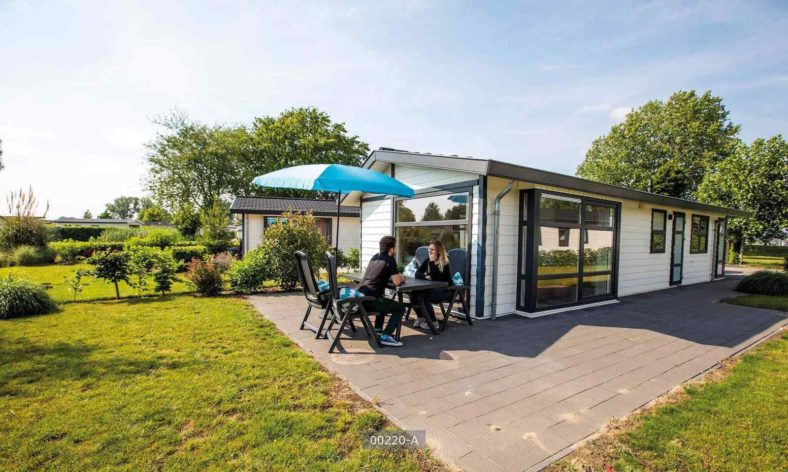 Basic chalet voor 4 personen op vakantiepark Esmeer in Aalst - Nederland - Europa - Aalst