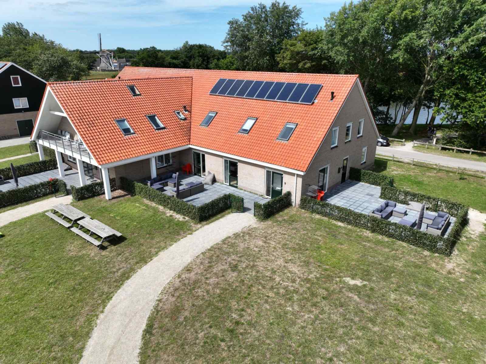 Luxe 20 persoons groepsaccommodatie in de Vleien op Ameland - Nederland - Europa - Ameland-Nes