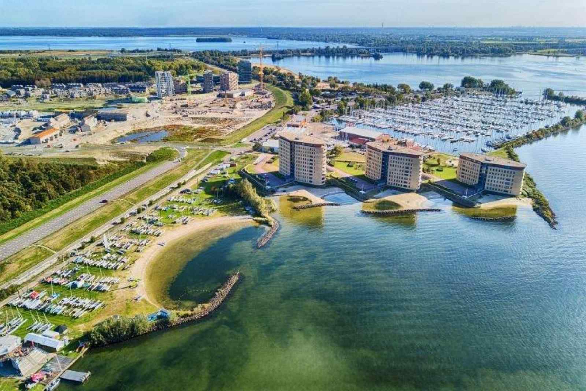 FL021 - Nederland - Almere