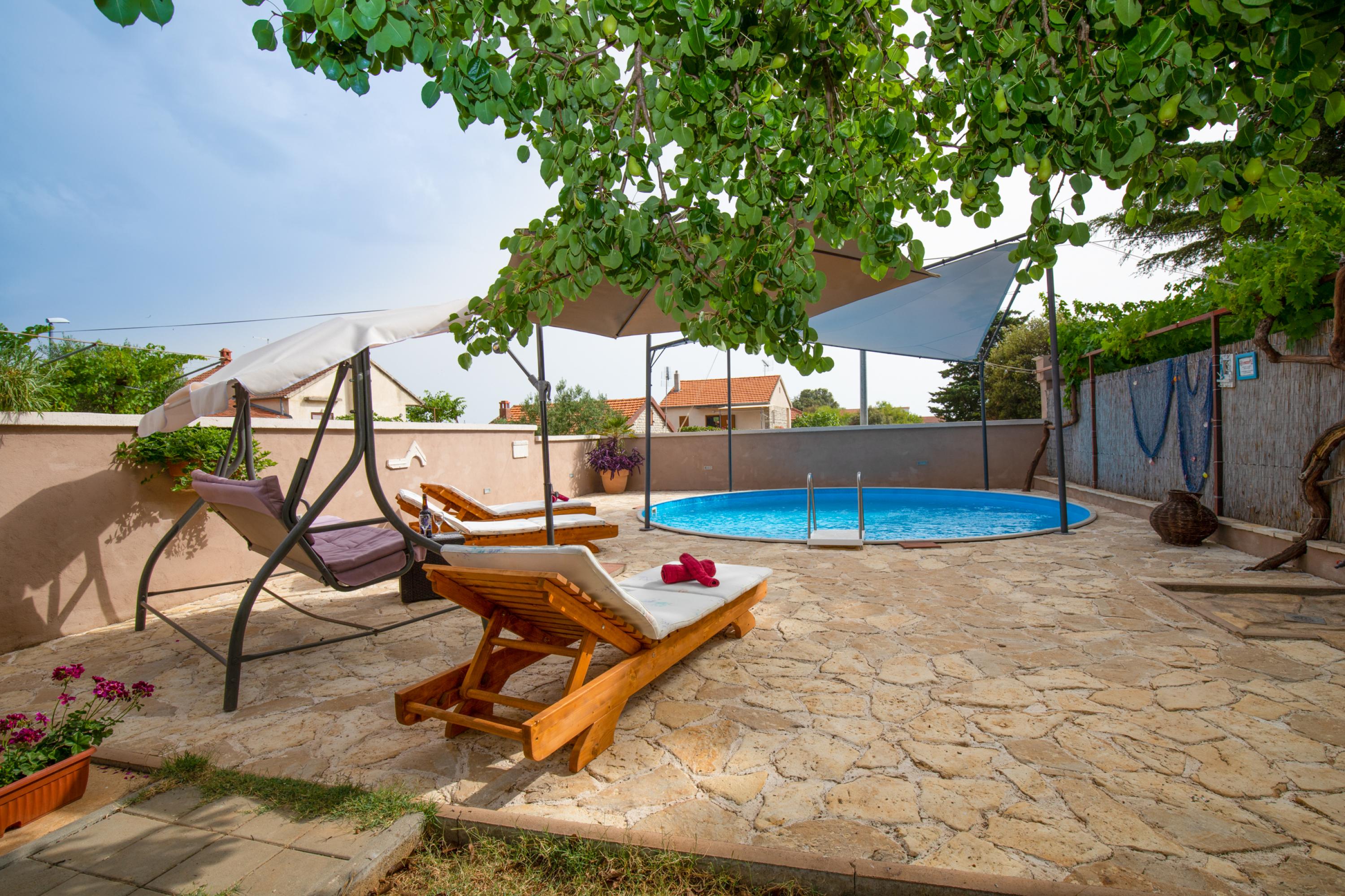 Pool Apartment Bakija 2 - Kroatië - Pakostane