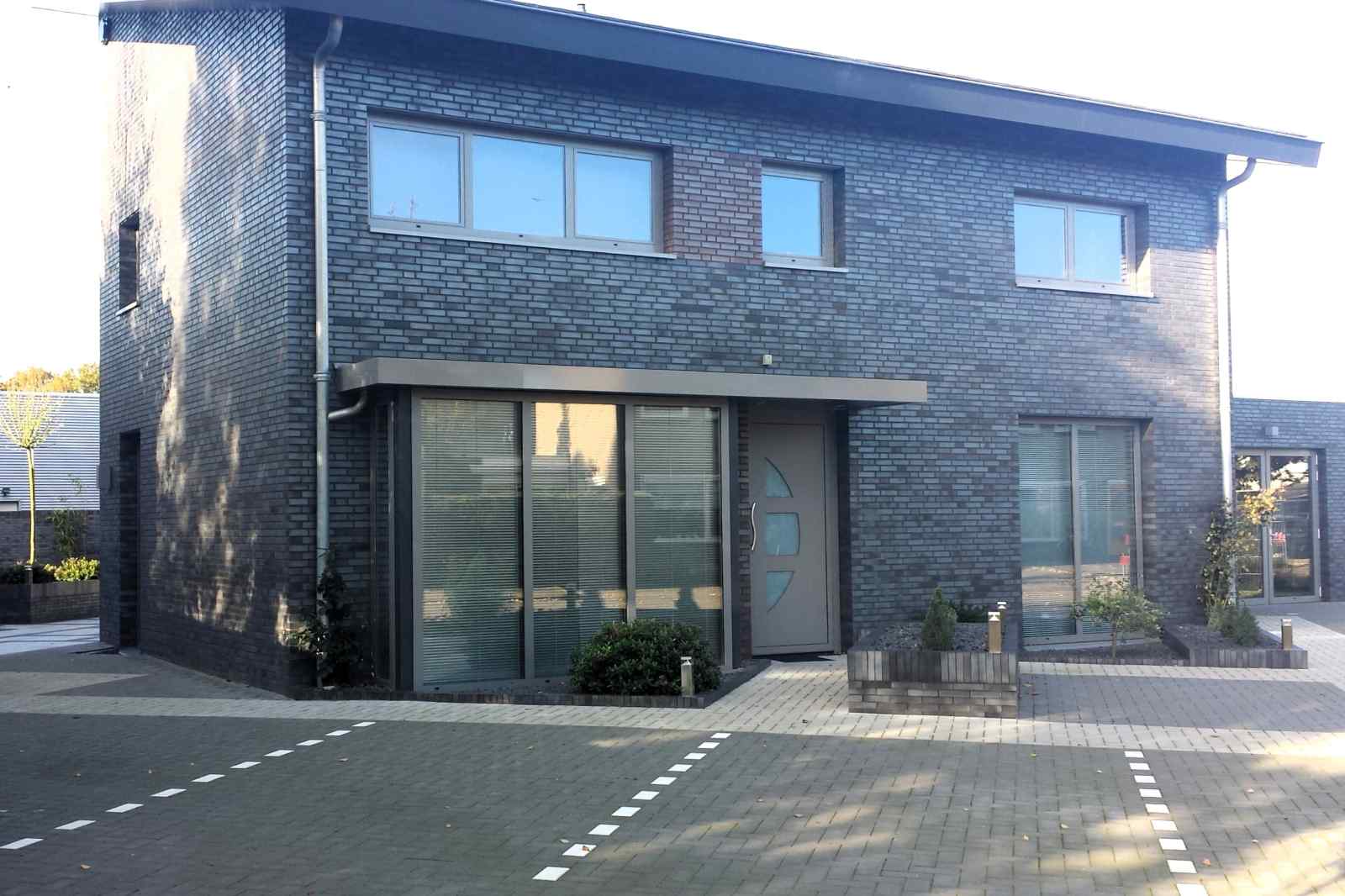 L303 - Nederland - Venray