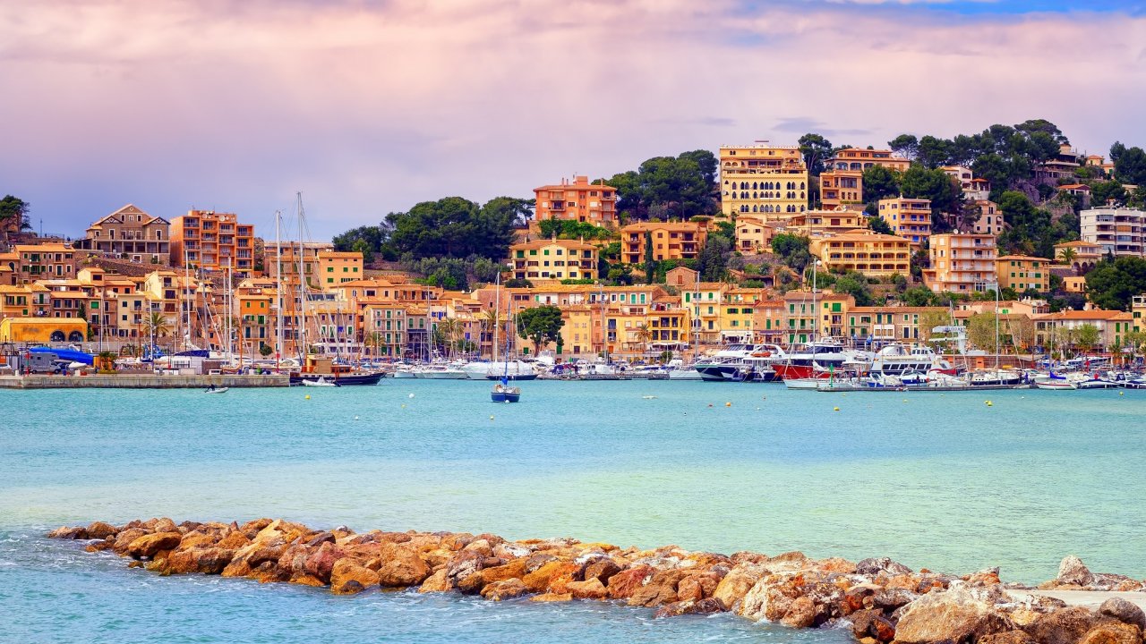 Holland America Line Oosterdam - afvaart Rome - Griekenland - Athene - Piraeus - Cruise Terminal
