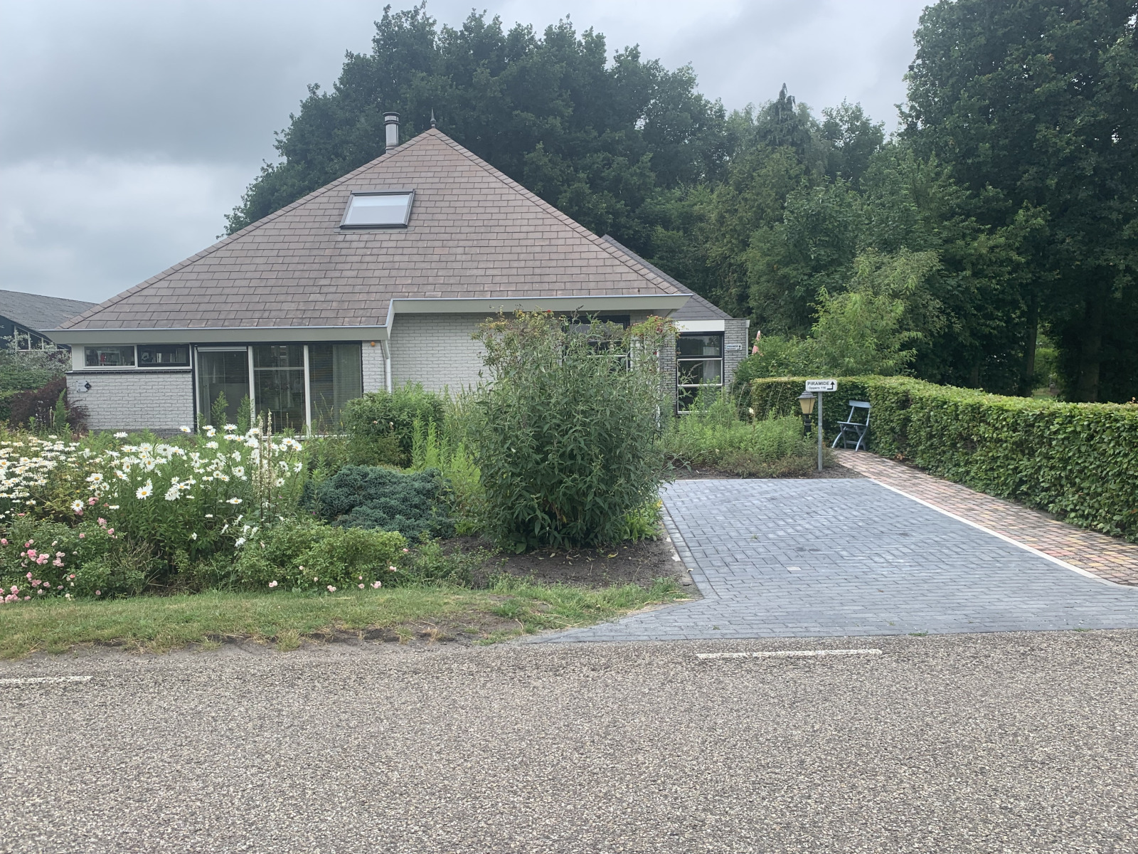 FR493 - Nederland - Sonnega