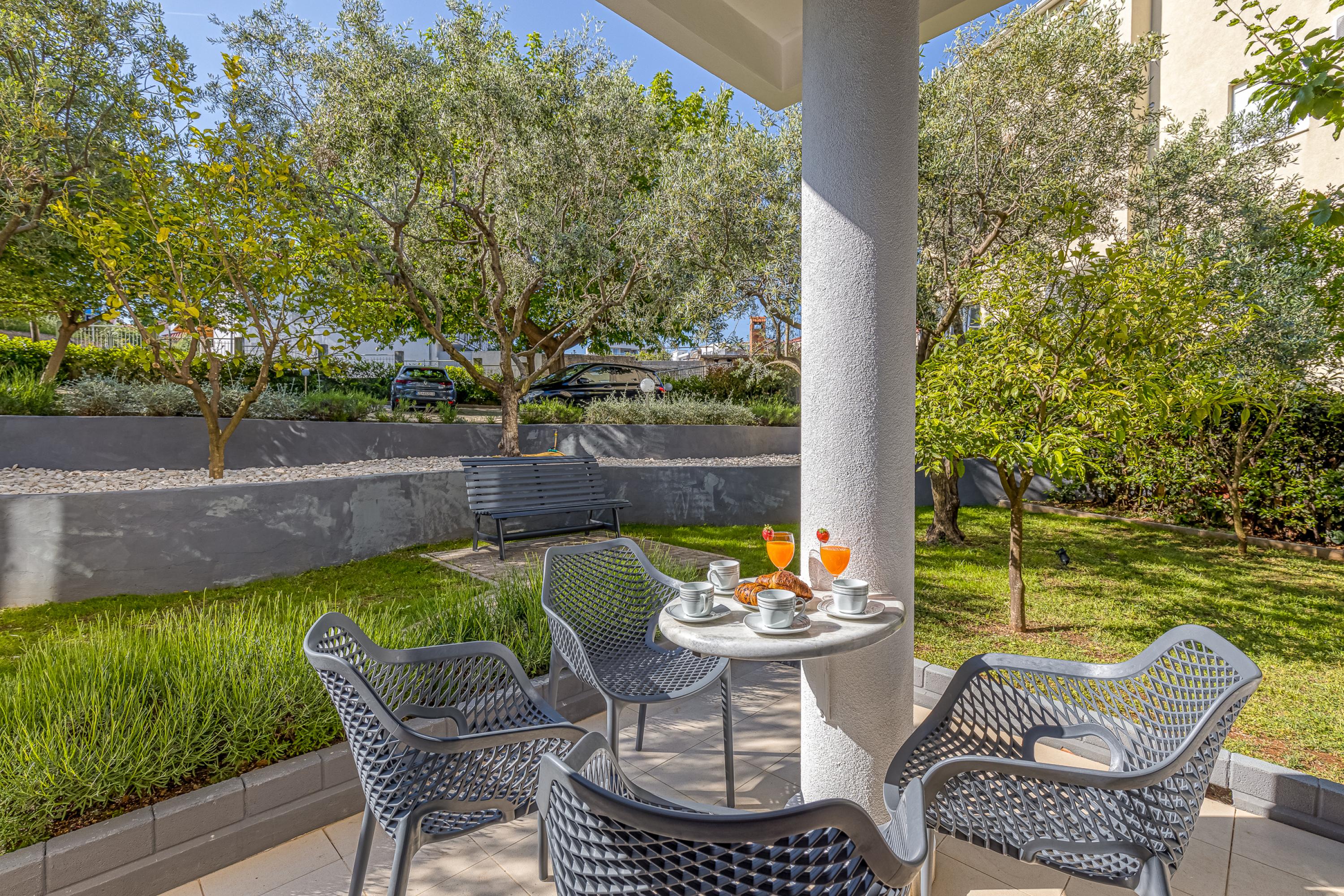 Apartment Angie 220m from the beach - Kroatië - Okrug Gornji