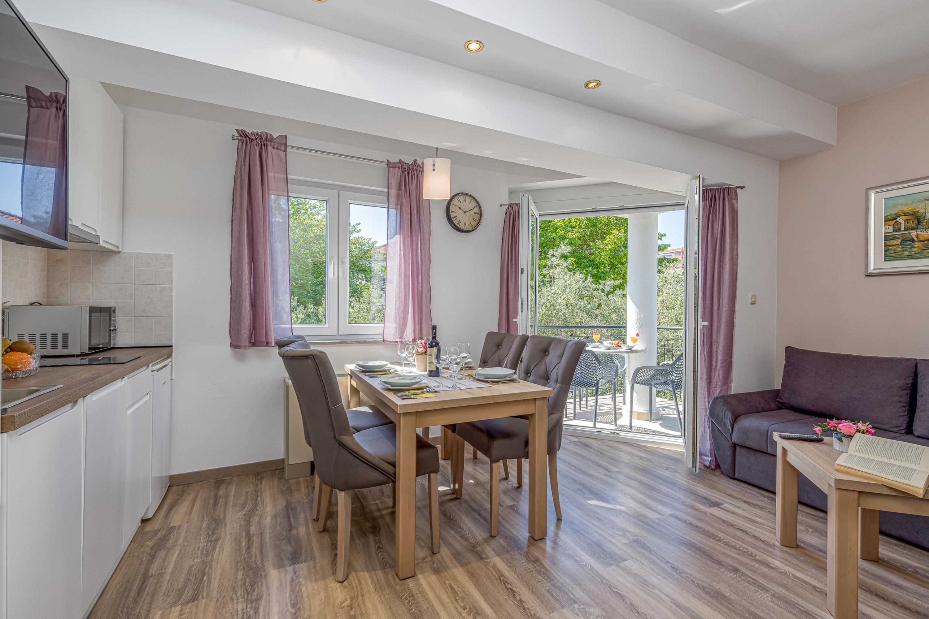 Apartment Tonka 220m from the beach - Kroatië - Okrug Gornji