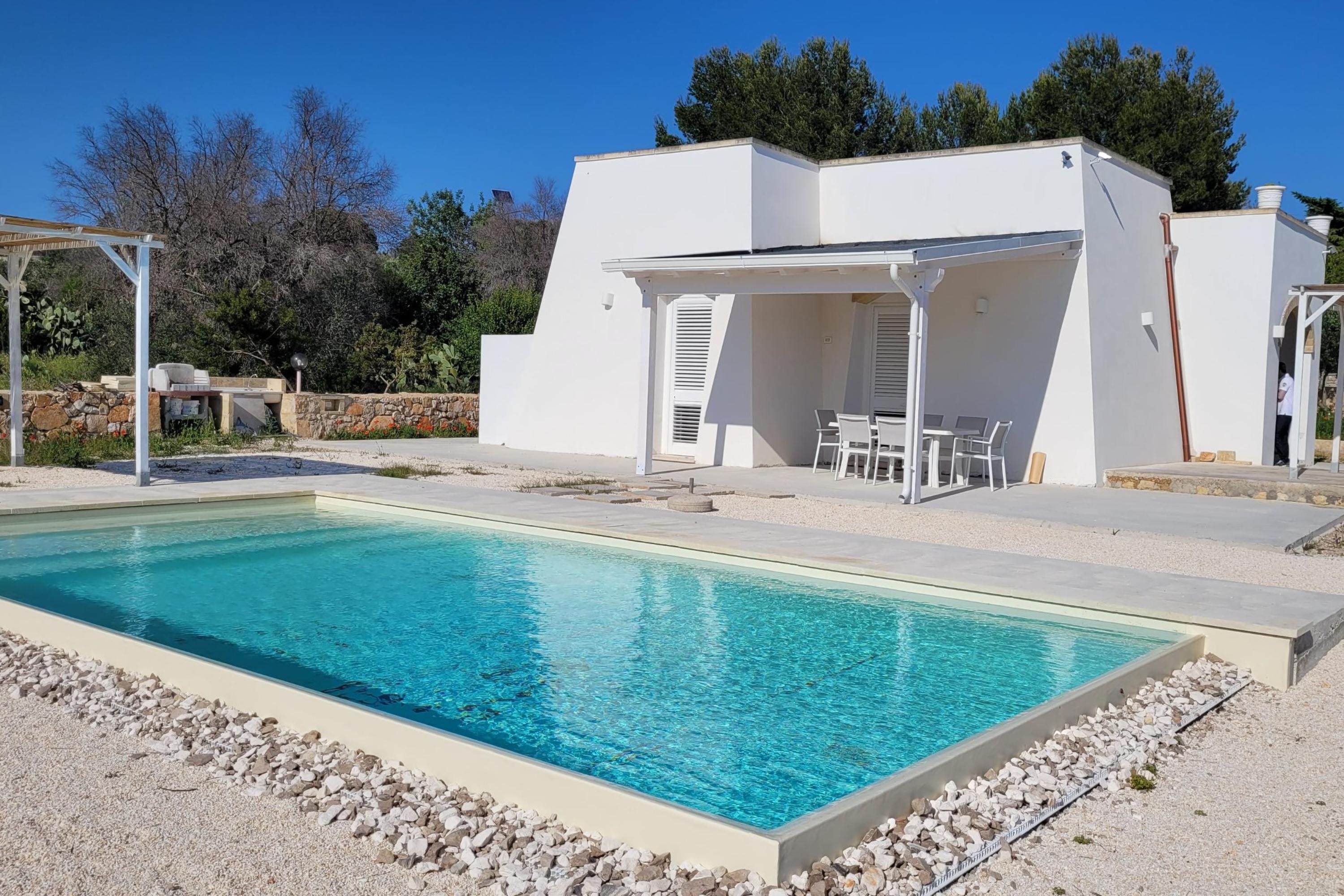 Villa Pescoluse with Pool and Sea View - Italië - Salve