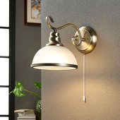 Lampenwelt Elegante wandlamp Frieda, klassieke stijl