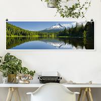 Klebefieber Panorama Poster Wald Vulkan mit Wasserspiegelung