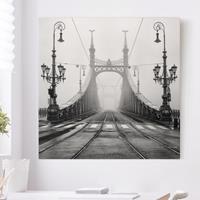 Klebefieber Leinwandbild Architektur & Skyline Brücke in Budapest