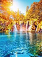 Wizard+Genius Waterfall And Lake In Croatia Vlies Fotobehang 192x260cm 4-banen