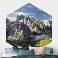 Klebefieber Hexagon Fototapete selbstklebend Italienische Alpen