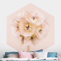 Klebefieber Hexagon Fototapete selbstklebend Pastellfarbener Blütenstrauß II