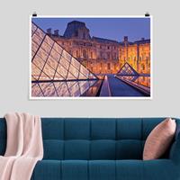 Klebefieber Poster Louvre Paris bei Nacht