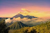 Papermoon Fotobehang Brumo berg Java Vliesbehang, eersteklas digitale print