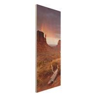 Bilderwelten Holzbild Natur & Landschaft - Hochformat Schmal Monument Valley bei Sonnenuntergang