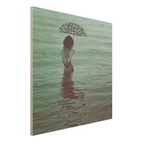 Bilderwelten Holzbild Portrait - Quadrat Spaziergang im Wasser