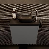 Mondiaz Fowy toiletmeubel 50x50x23cm dark grey mat 1 kraangat wasbak: rechts 1 deur solid surface met blad MDF kleur wasbak: zwart FOWY59005darkgreyurban