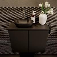 Mondiaz Fowy toiletmeubel 60x50x23cm urban mat 0 kraangaten wasbak: links 2 deuren solid surface met blad MDF kleur wasbak: zwart FOWY59011urbanurban