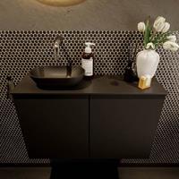 Mondiaz Fowy toiletmeubel 80x50x23cm urban mat 0 kraangaten wasbak: links 2 deuren solid surface met blad MDF kleur wasbak: zwart FOWY59017urbanurban