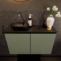 Mondiaz Fowy toiletmeubel 80x50x23cm army mat 0 kraangaten wasbak: links 2 deuren solid surface met blad MDF kleur wasbak: zwart FOWY59017armyurban