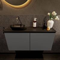 Mondiaz Fowy toiletmeubel 100x50x23cm dark grey mat 0 kraangaten wasbak: links 2 deuren solid surface met blad MDF kleur wasbak: zwart FOWY59023darkgreyurban