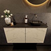 Mondiaz Fowy toiletmeubel 100x50x23cm Carrara mat 0 kraangaten wasbak: rechts 2 deuren solid surface met blad Melamine kleur wasbak: zwart FOWY59024Carraraurban