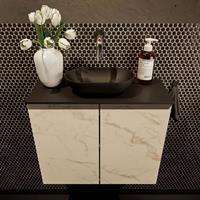 Mondiaz Fowy toiletmeubel 60x50x23cm Carrara mat 0 kraangaten wasbak: midden 2 deuren solid surface met blad Melamine kleur wasbak: zwart FOWY59010Carraraurban