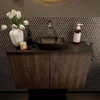 Mondiaz Fowy toiletmeubel 80x50x23cm dark brown mat 0 kraangaten wasbak: midden 2 deuren solid surface met blad Melamine kleur wasbak: zwart FOWY59016darkbrownurban