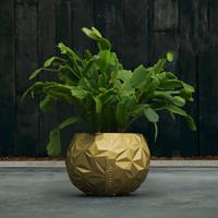Gartentraum.de Kugelförmiger Beton Übertopf für Pflanzen - modern - Kahlo / 9,5x12,5x12,5cm (HxBxT) / Gold glänzend