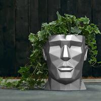 Gartentraum.de Mann Kopf Blumentopf aus Beton - modern - Apollo Design - Moholy / 15,5x11x15cm (HxBxT) / Silber glänzend